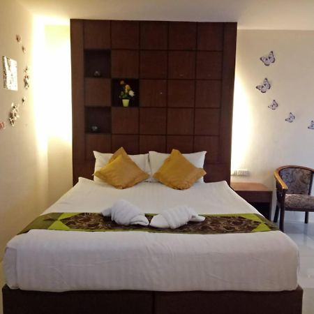 7 Sky Residency Hotel Patong Екстериор снимка