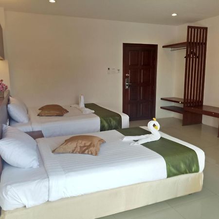 7 Sky Residency Hotel Patong Екстериор снимка