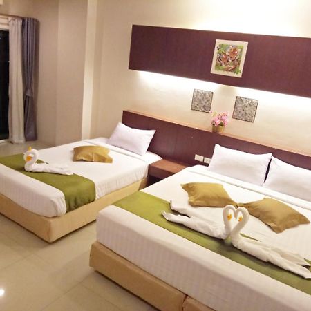 7 Sky Residency Hotel Patong Екстериор снимка