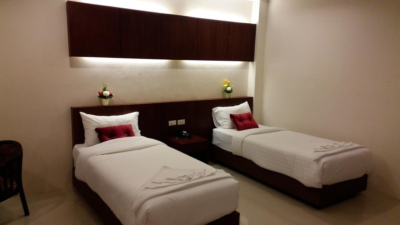 7 Sky Residency Hotel Patong Екстериор снимка