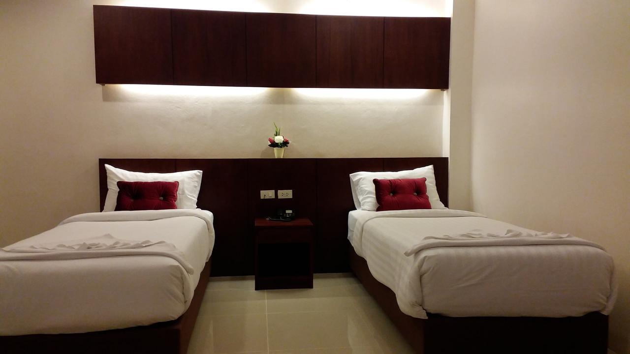 7 Sky Residency Hotel Patong Екстериор снимка