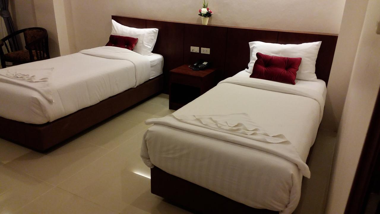 7 Sky Residency Hotel Patong Екстериор снимка
