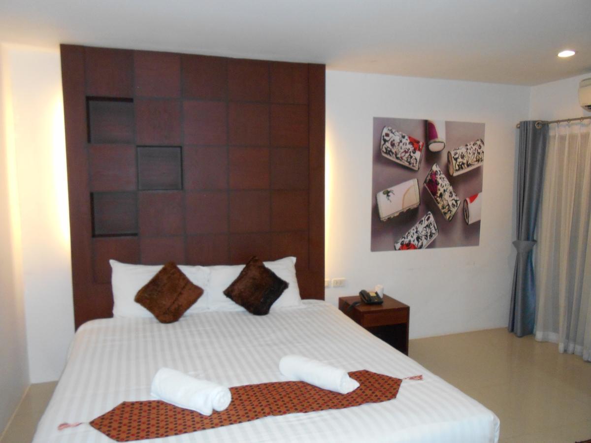 7 Sky Residency Hotel Patong Екстериор снимка