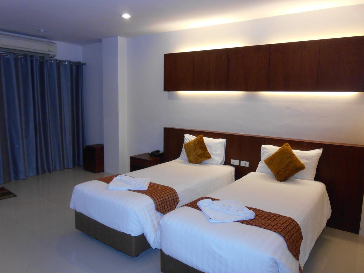 7 Sky Residency Hotel Patong Екстериор снимка