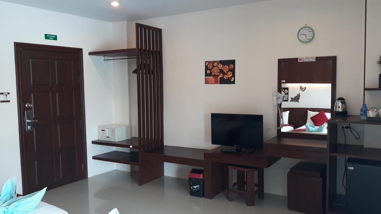7 Sky Residency Hotel Patong Екстериор снимка