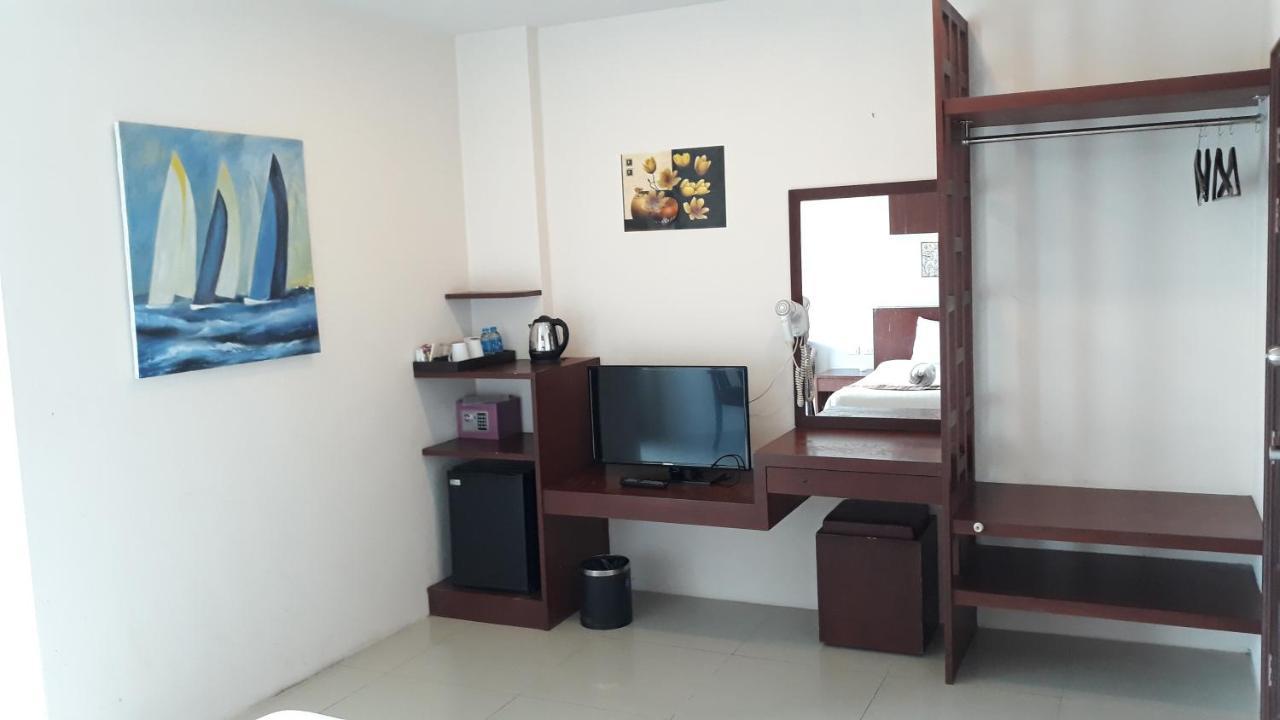 7 Sky Residency Hotel Patong Екстериор снимка