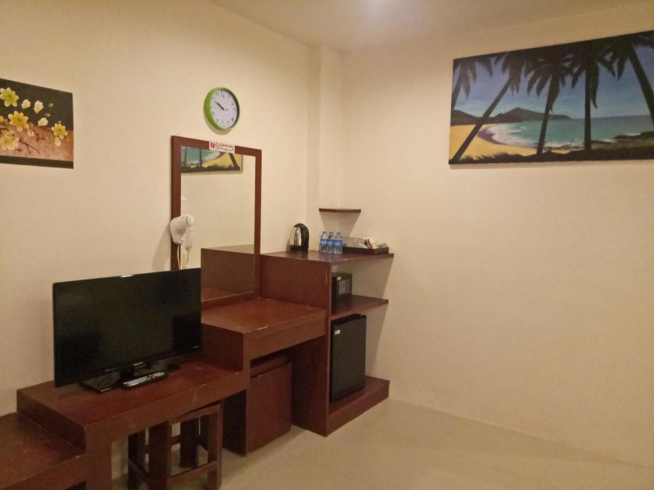 7 Sky Residency Hotel Patong Екстериор снимка